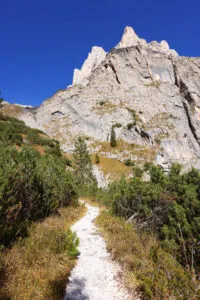 Path from Rifugio Pradidali